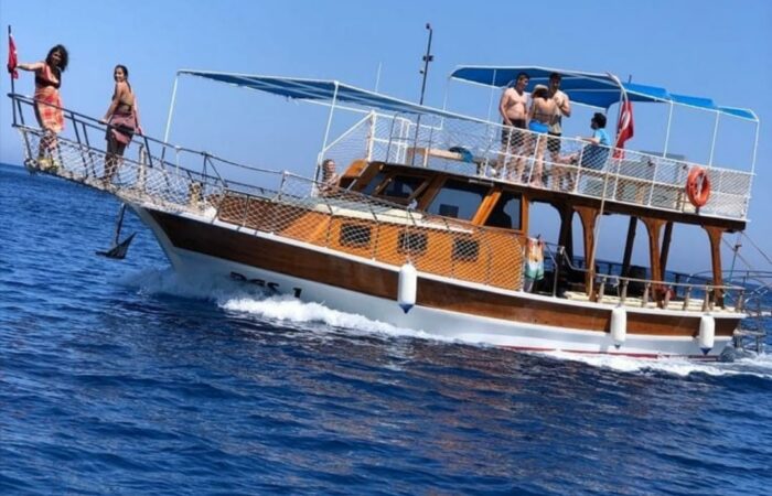 11Suluada Private Boat Trip