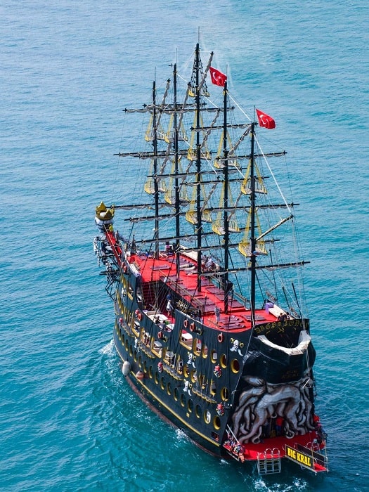 11Belek Big Kral Pirate Boat Trip