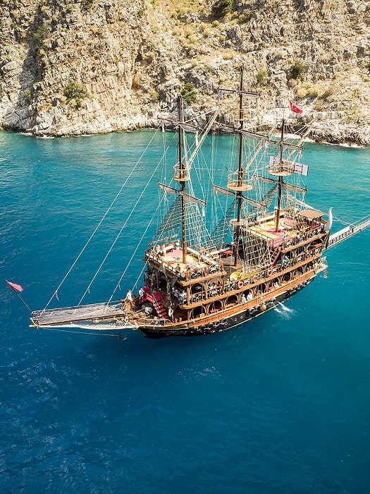 11icmeler pirate boat trip