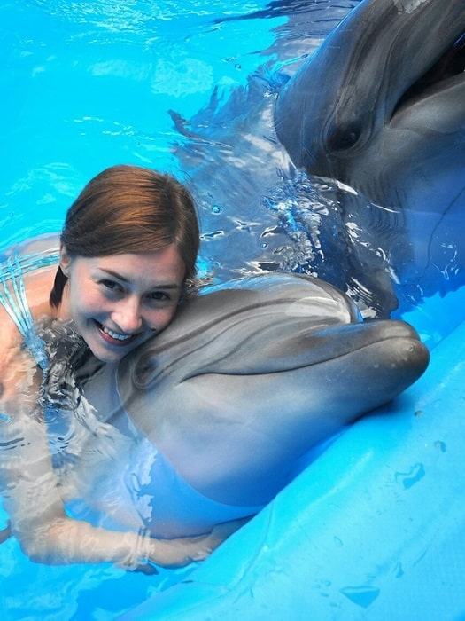 11swimming with dolphins in belek