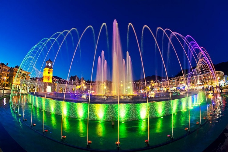 11Center of Marmaris and singing fountains